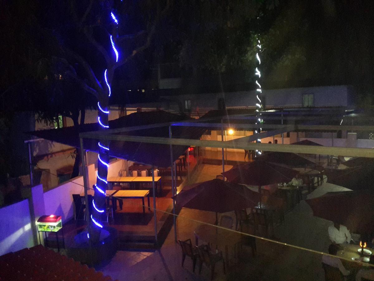 Hotel Veer Residency 潘韦尔 外观 照片
