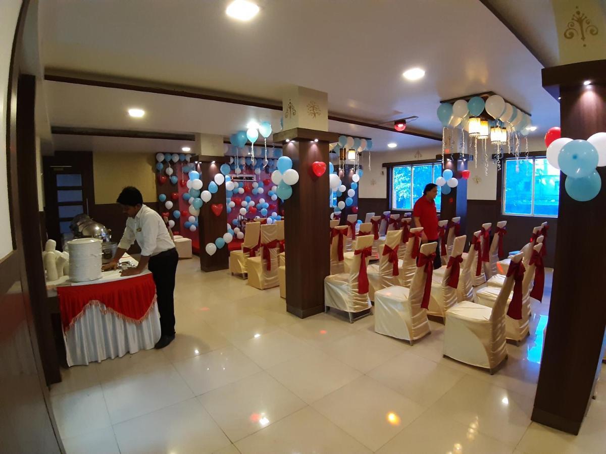 Hotel Veer Residency 潘韦尔 外观 照片